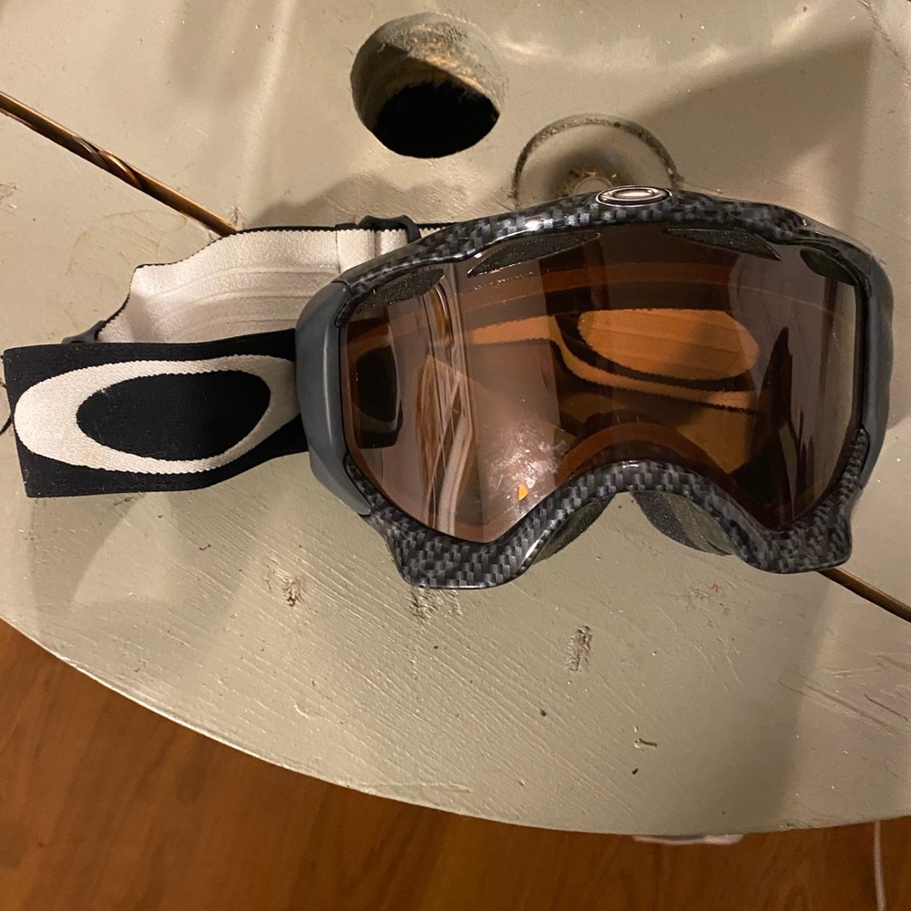 Oakley ski/ snowboard goggles